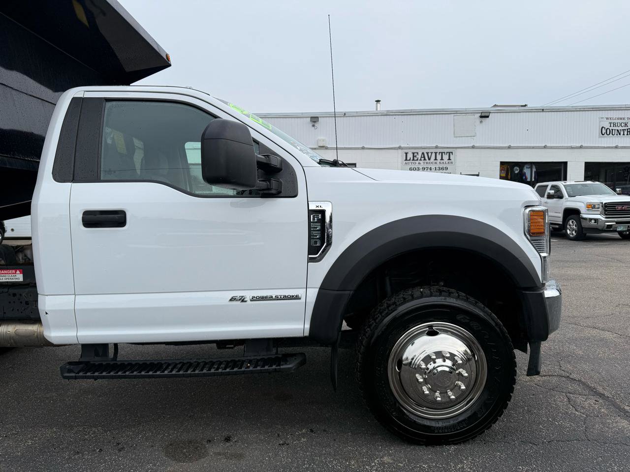 Used 2021 Ford F550 4x4 Regular Cab Super Duty w/ Power Equipment Group image 17