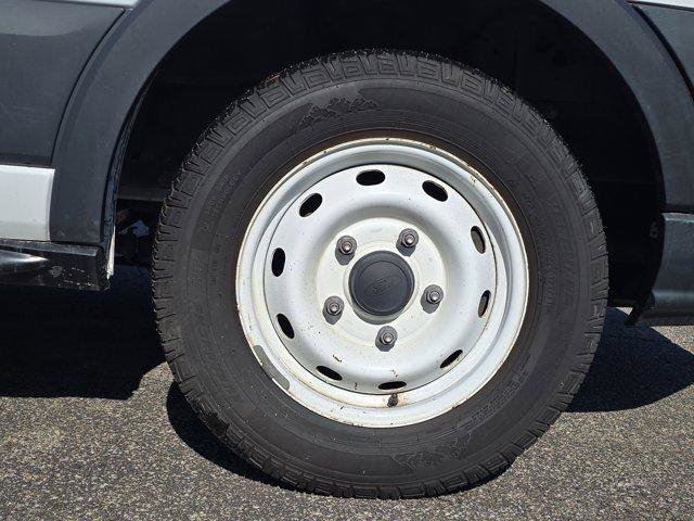 Used 2019 Ford Transit 150 148 Medium Roof RWD image 6