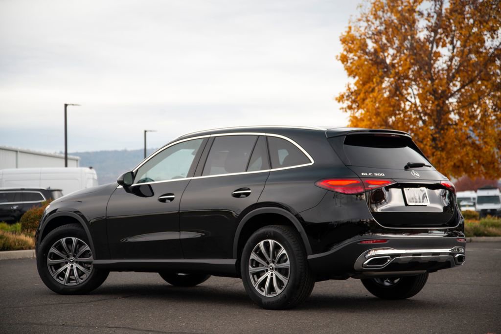 New 2026 Mercedes-Benz GLC 300 GLC 300 image 7
