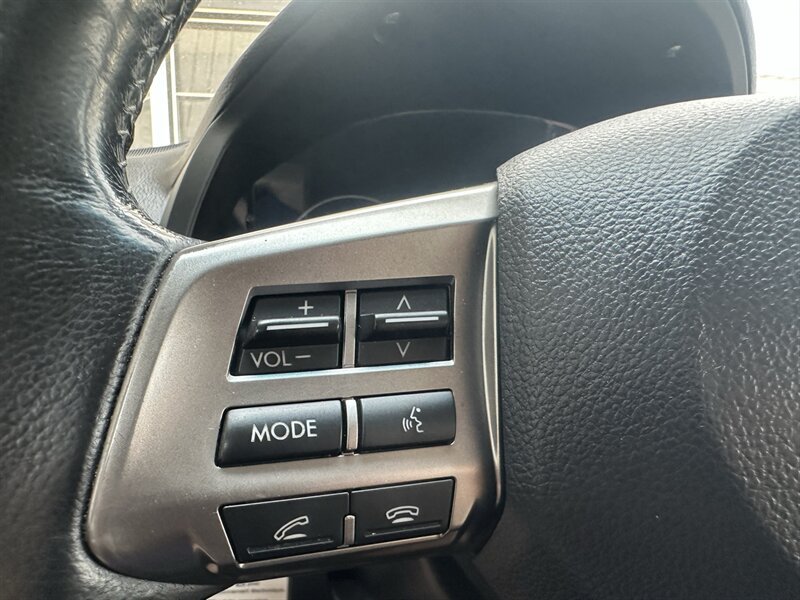 Used 2012 Subaru Outback 3.6R Limited AWD/4WD image 28