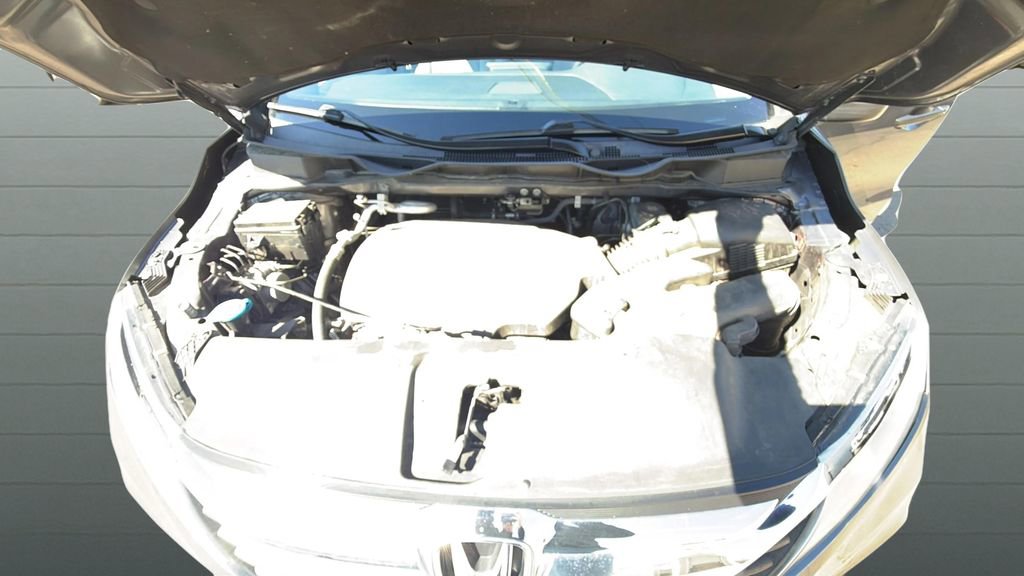 Used 2018 Honda Odyssey LX image 20
