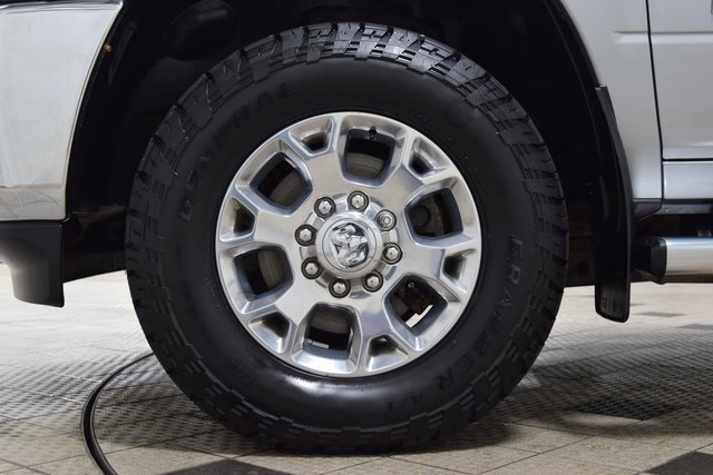 Used 2024 RAM 3500 Laramie image 29