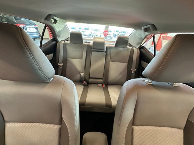 Used 2018 Toyota Corolla LE image 17
