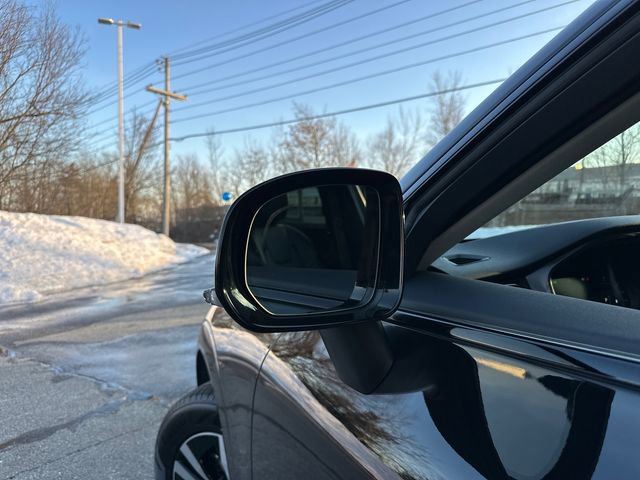 Used 2024 Volvo XC60 B5 Core image 15