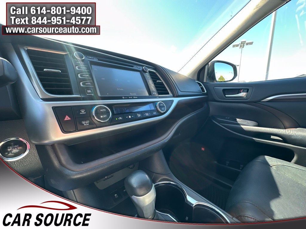 Used 2016 Toyota Highlander Limited AWD/4WD image 18