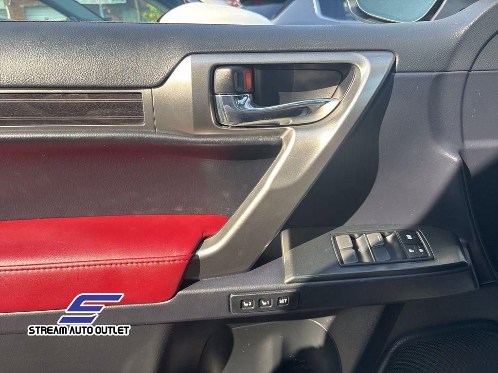 Used 2023 Lexus GX 460 Premium w/ Premium Package image 22