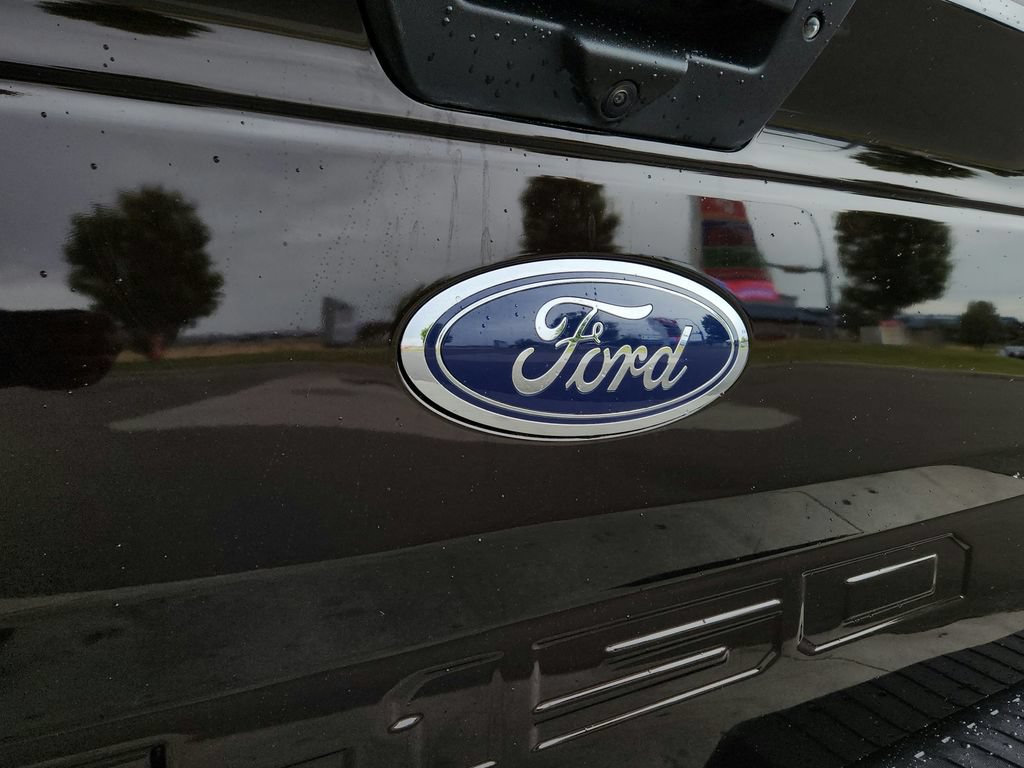 Used 2020 Ford F150 XLT w/ Equipment Group 302A Luxury AWD/4WD image 12