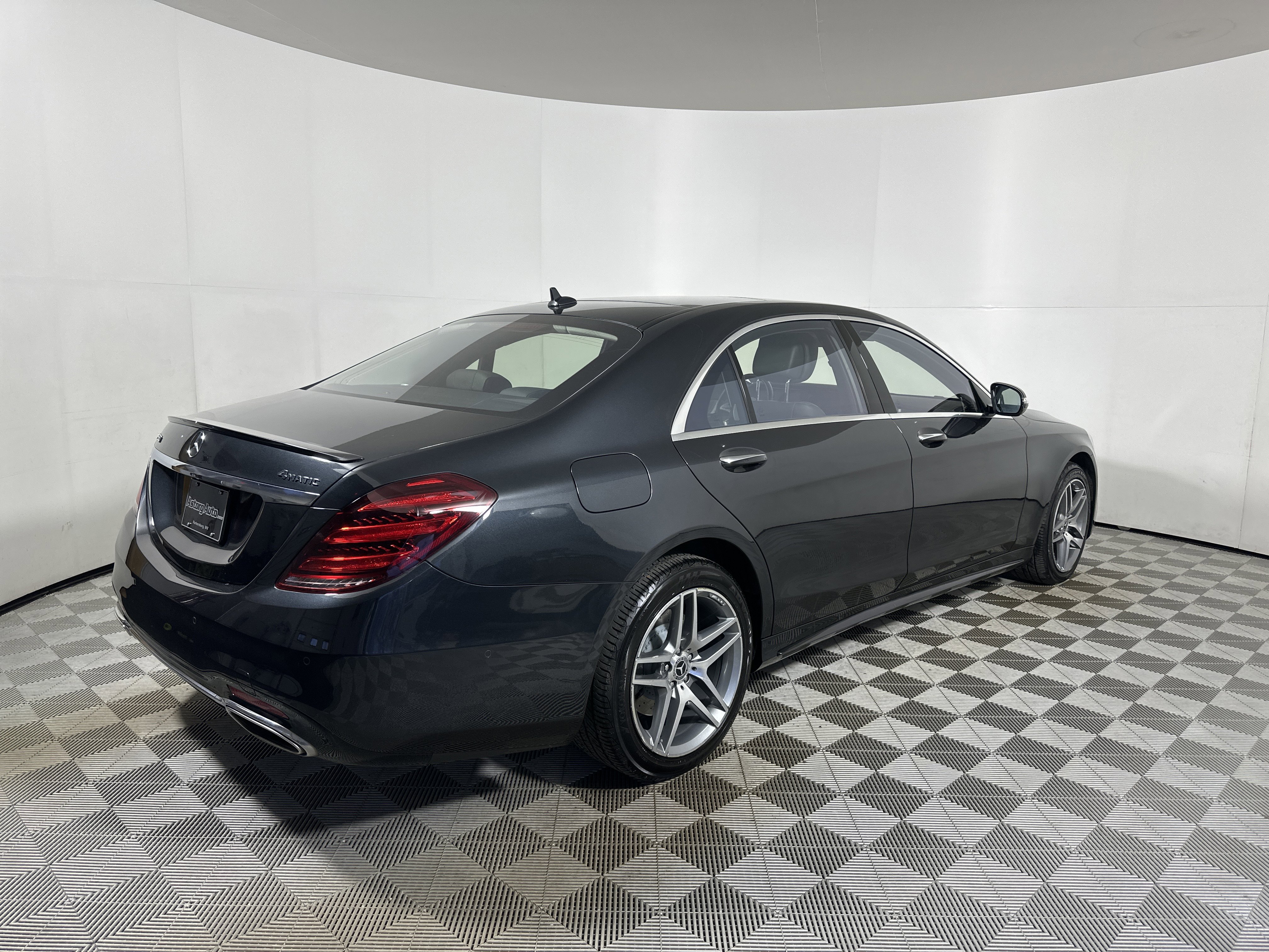 Used 2020 Mercedes-Benz S 560 4MATIC Sedan image 7