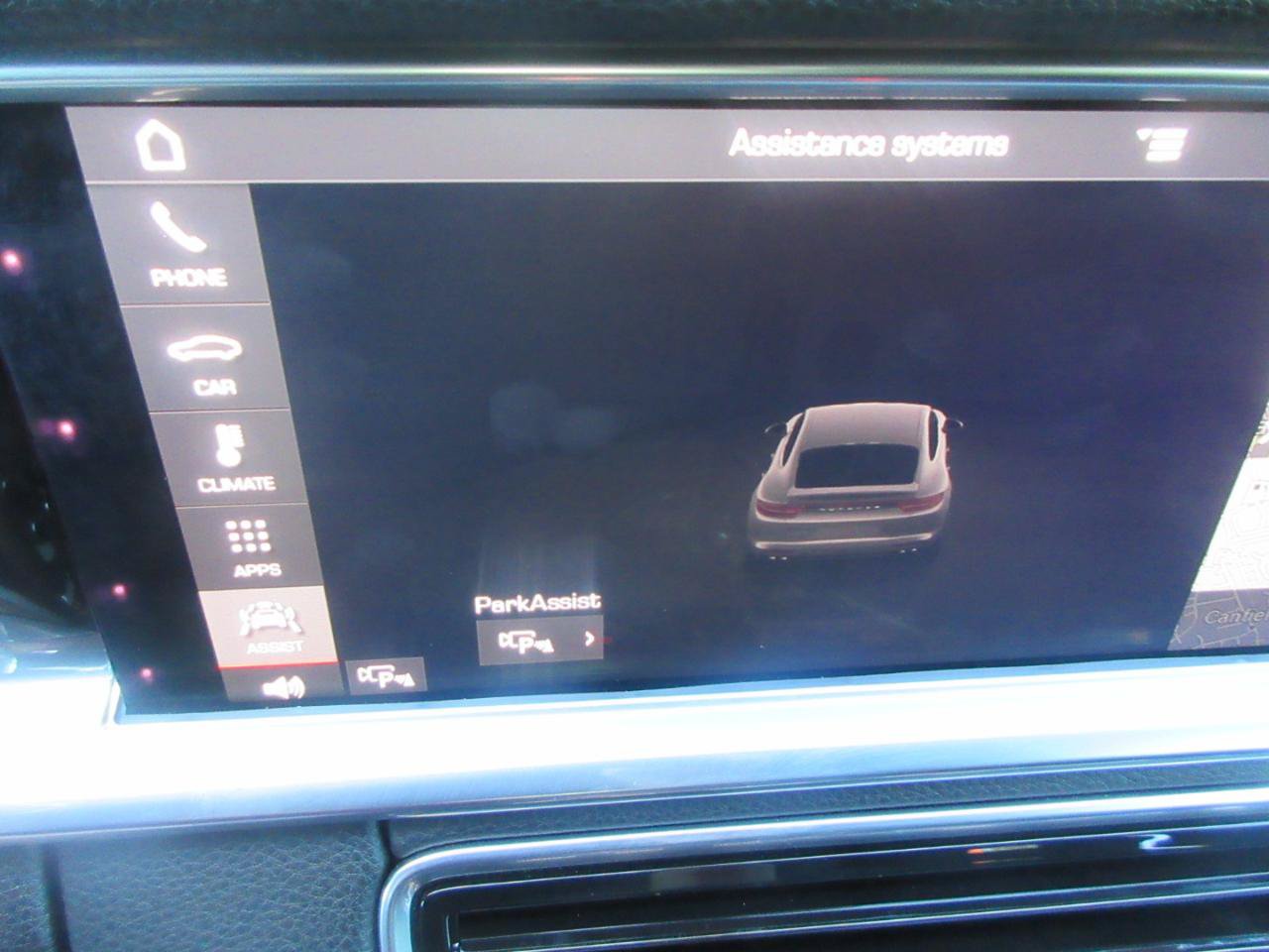 Used 2019 Porsche Panamera RWD image 67