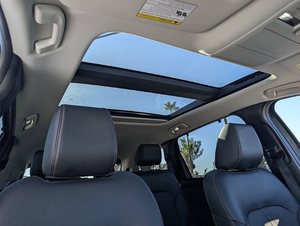 Certified 2024 MAZDA CX-90 Plug-In Hybrid w/ Premium Pkg image 20