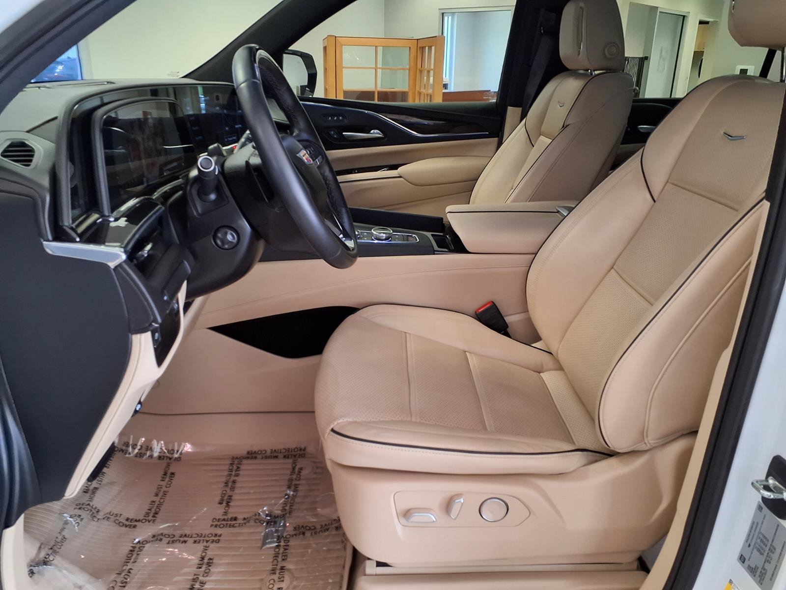Certified 2024 Cadillac Escalade ESV Premium Luxury RWD image 21