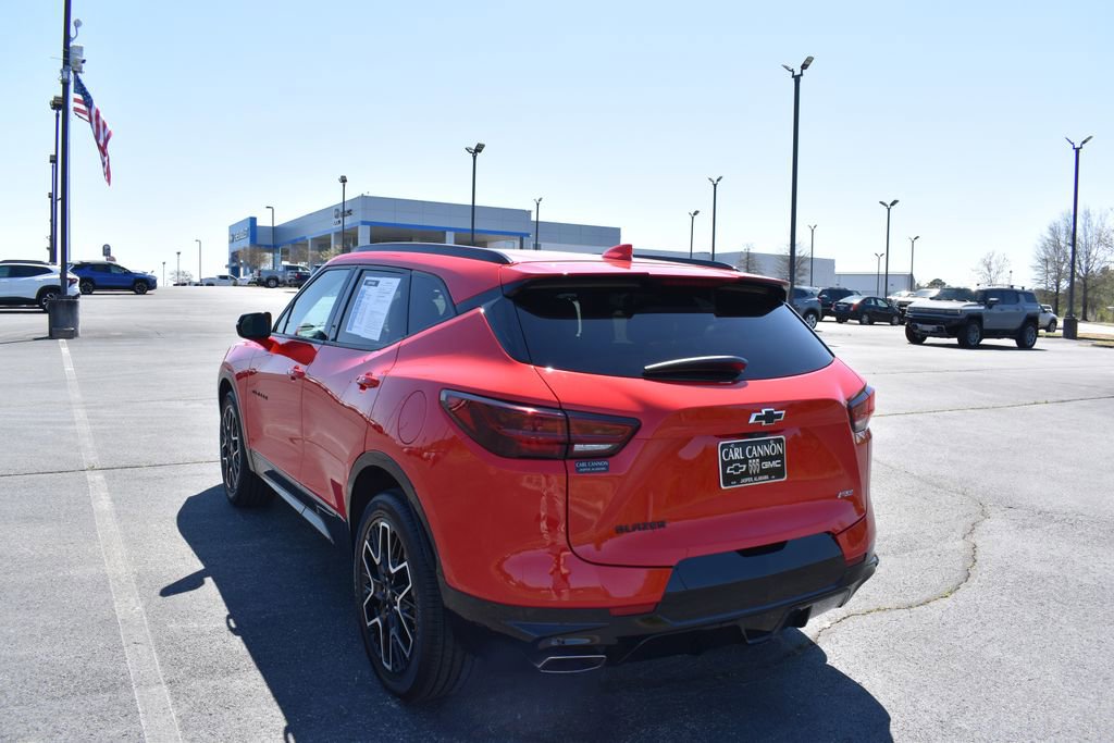 Certified 2023 Chevrolet Blazer RS w/ Driver Confidence II Package image 5