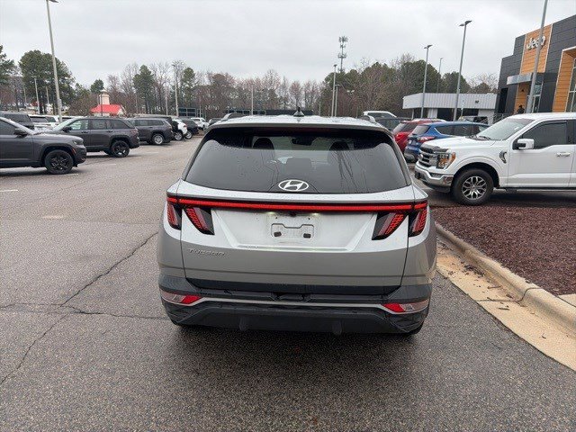 Used 2022 Hyundai Tucson SEL w/ Convenience + Premium Package image 4