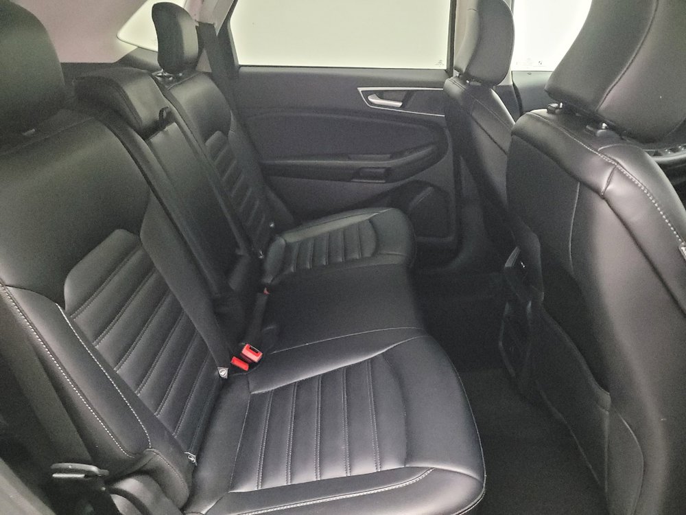Used 2024 Ford Edge SEL image 19