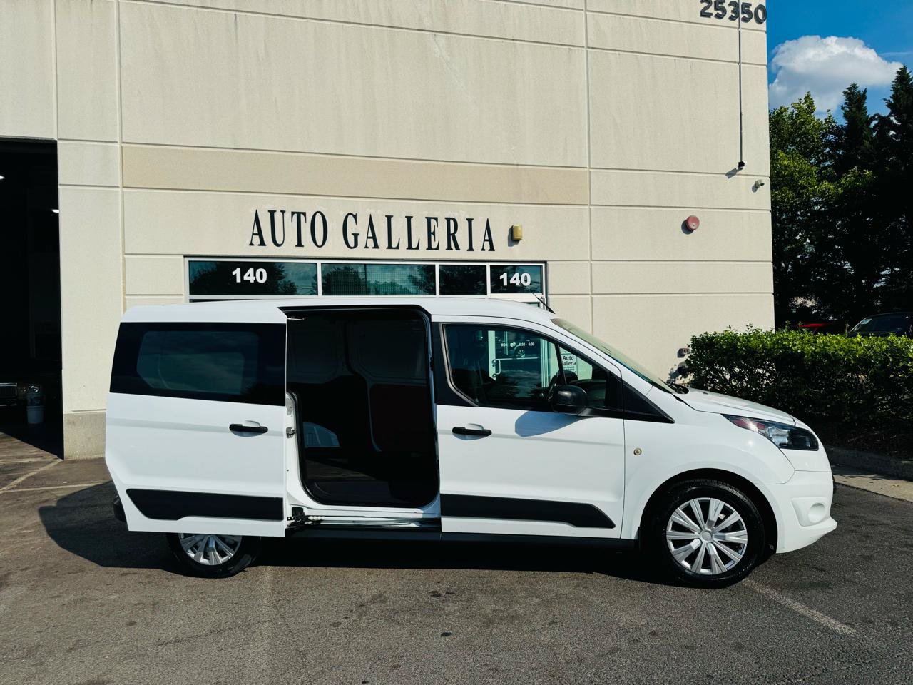 Used 2015 Ford Transit Connect XLT FWD image 18