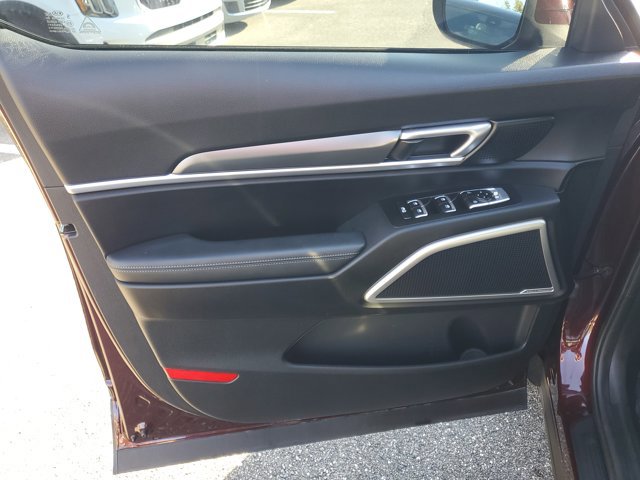 Used 2021 Kia Telluride LX image 16