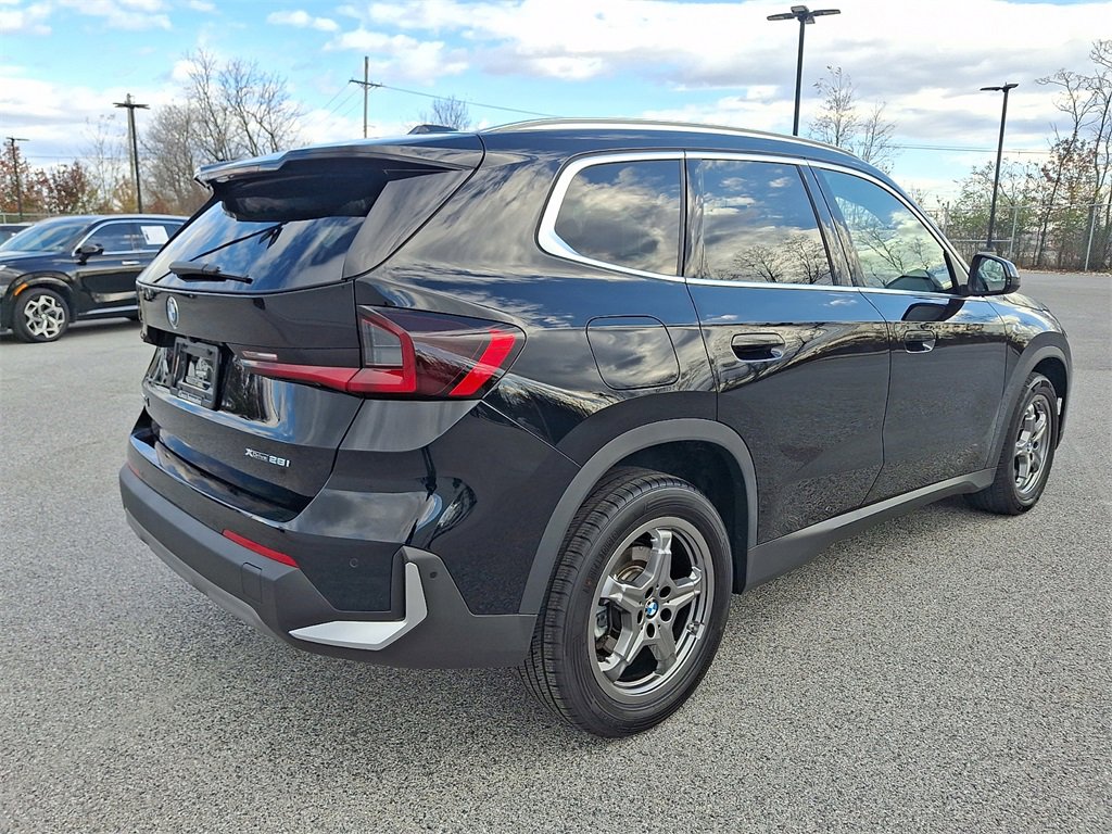 Used 2023 BMW X1 xDrive28i image 10