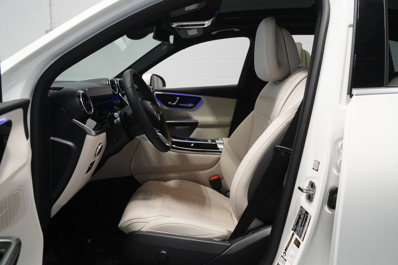 Certified 2026 Mercedes-Benz GLC 300 4MATIC image 11