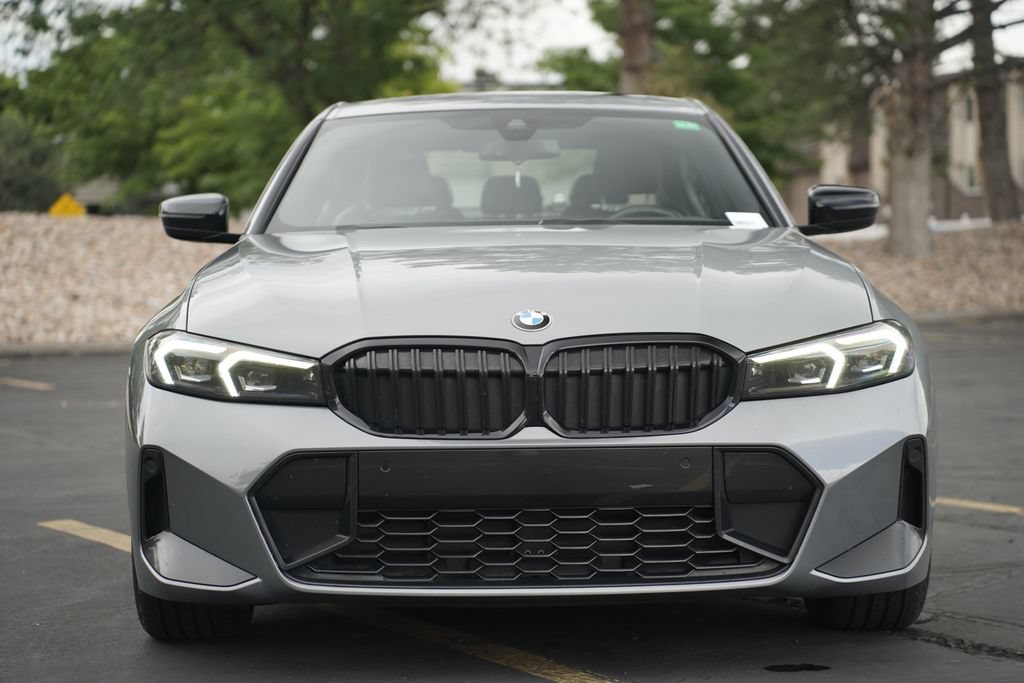 Used 2023 BMW 330i xDrive Sedan w/ M Sport Package AWD/4WD image 8