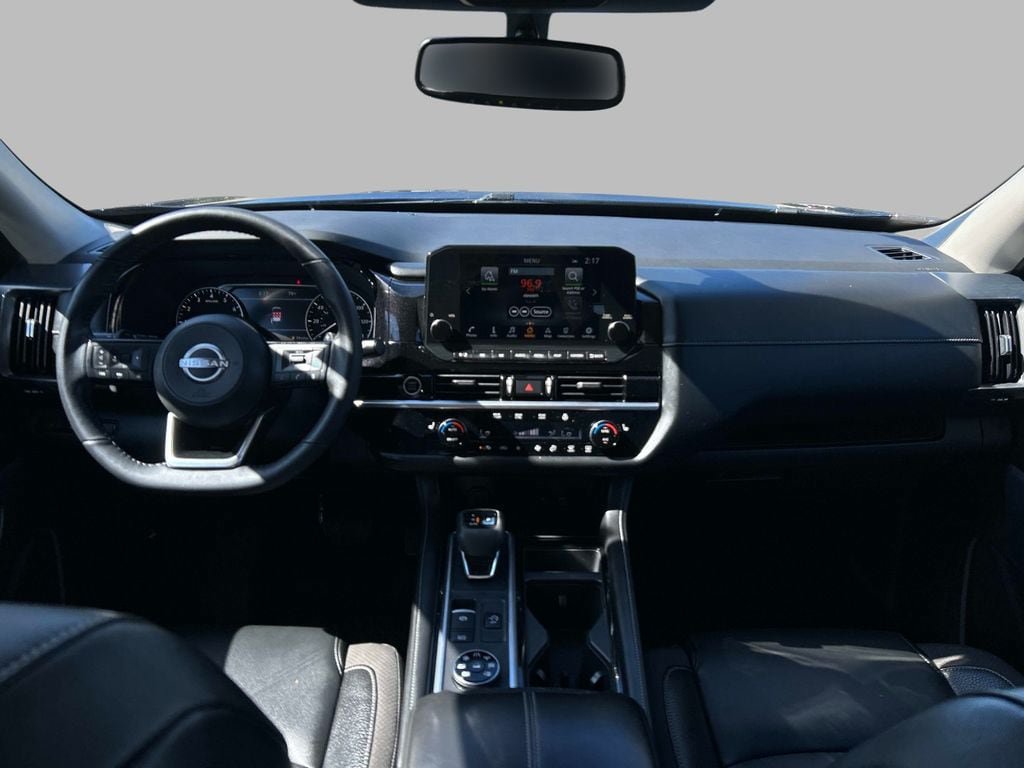Used 2022 Nissan Pathfinder SL AWD/4WD image 19