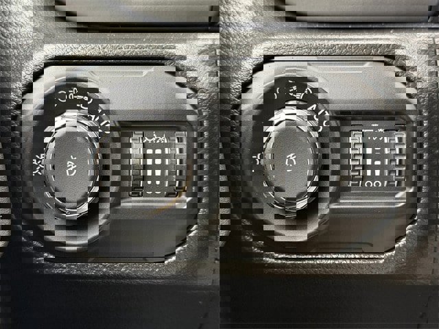 Used 2022 Jeep Wrangler Unlimited Sport image 23