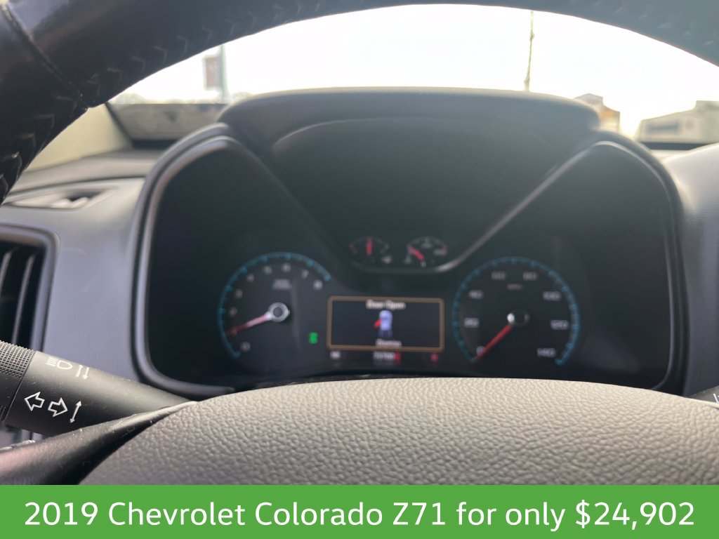 Used 2019 Chevrolet Colorado Z71 AWD/4WD image 31