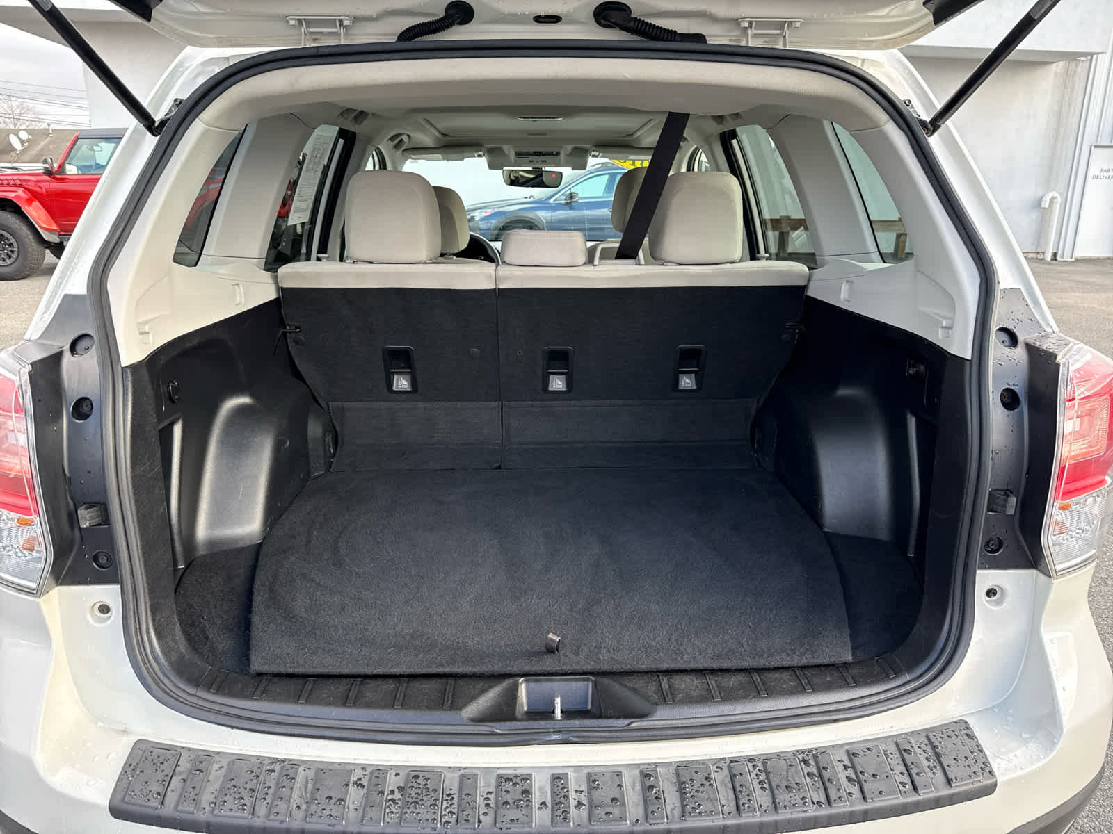 Used 2018 Subaru Forester 2.5i Premium image 12