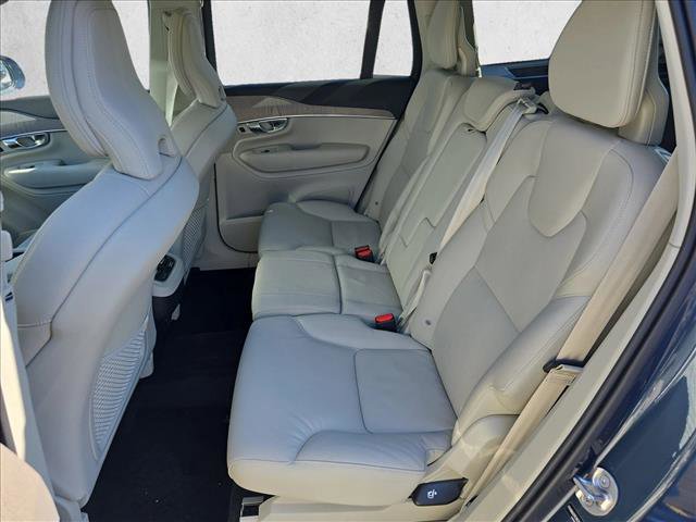 Used 2025 Volvo XC90 B6 Plus w/ Protection Package Premier AWD/4WD image 14