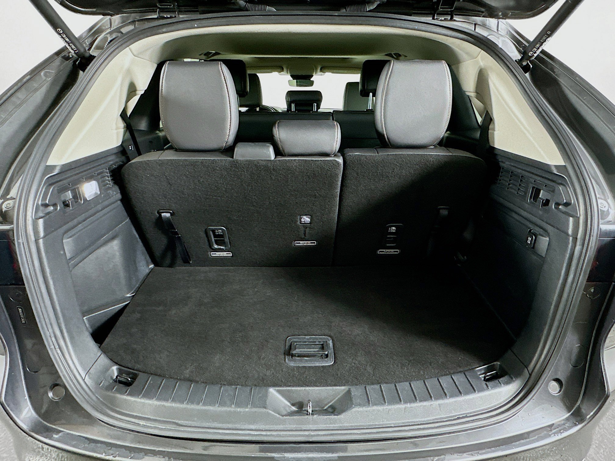 Used 2024 MAZDA CX-90 3.3 Turbo w/ Preferred Plus image 32