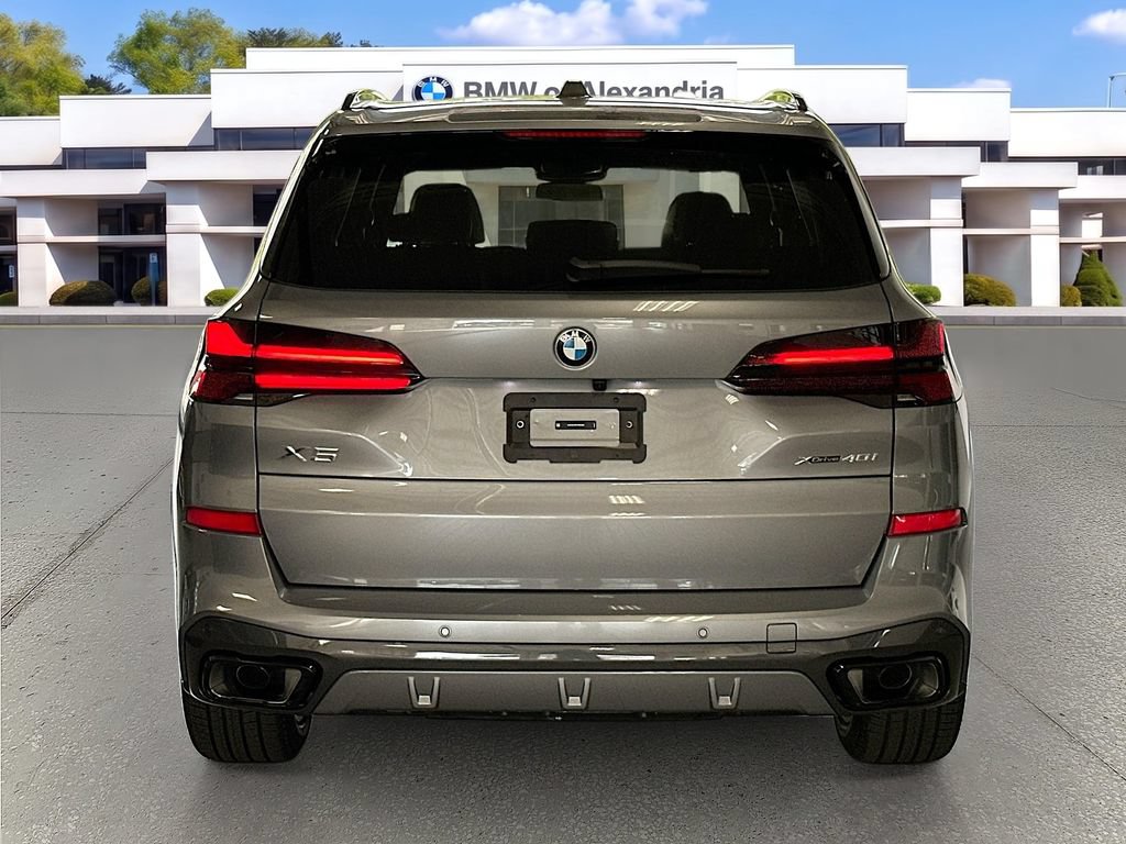 New 2026 BMW X5 xDrive40i w/ M Sport Package AWD/4WD image 6
