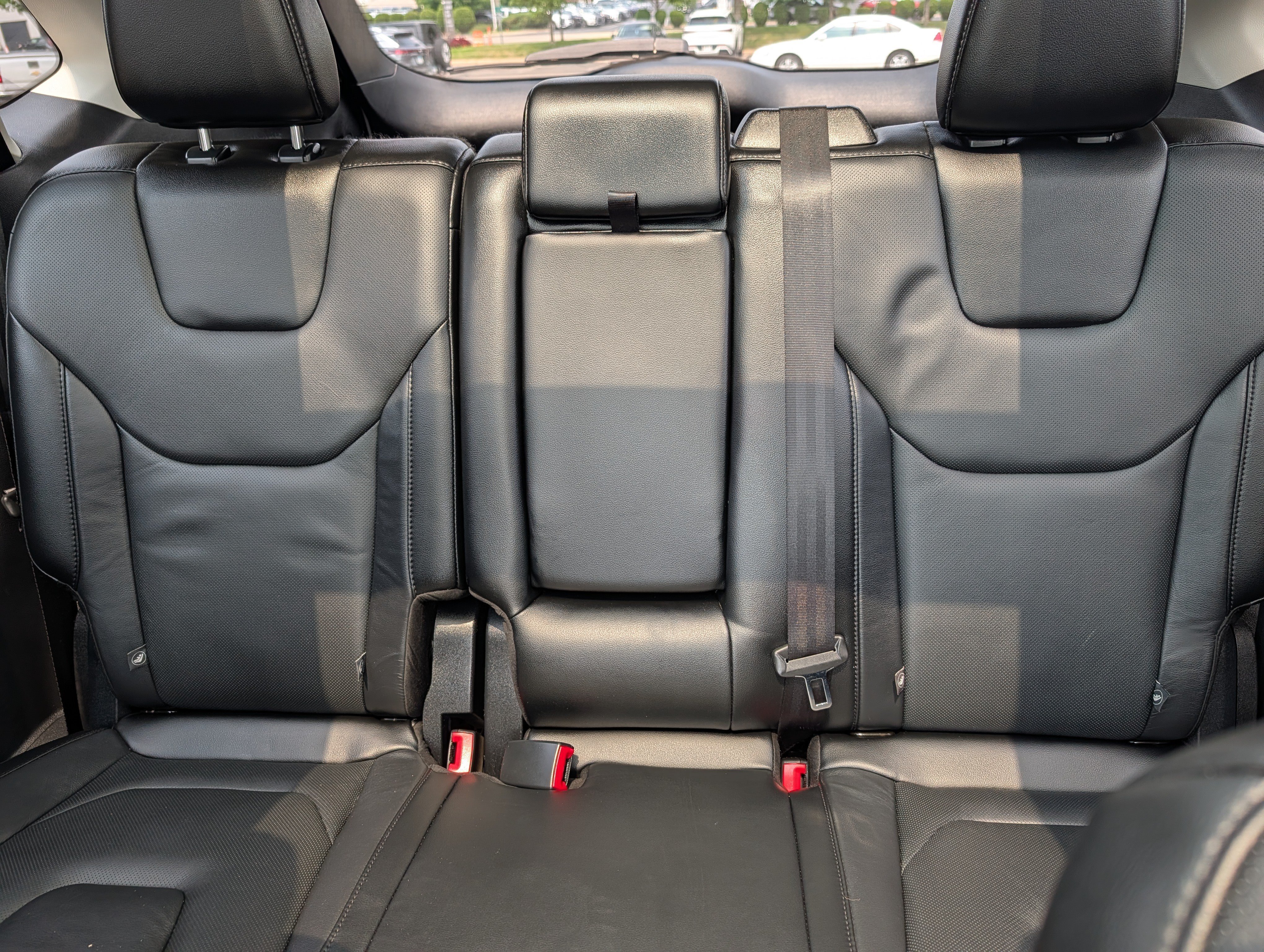 Used 2016 Ford Edge Titanium w/ Equipment Group 301A AWD/4WD image 13