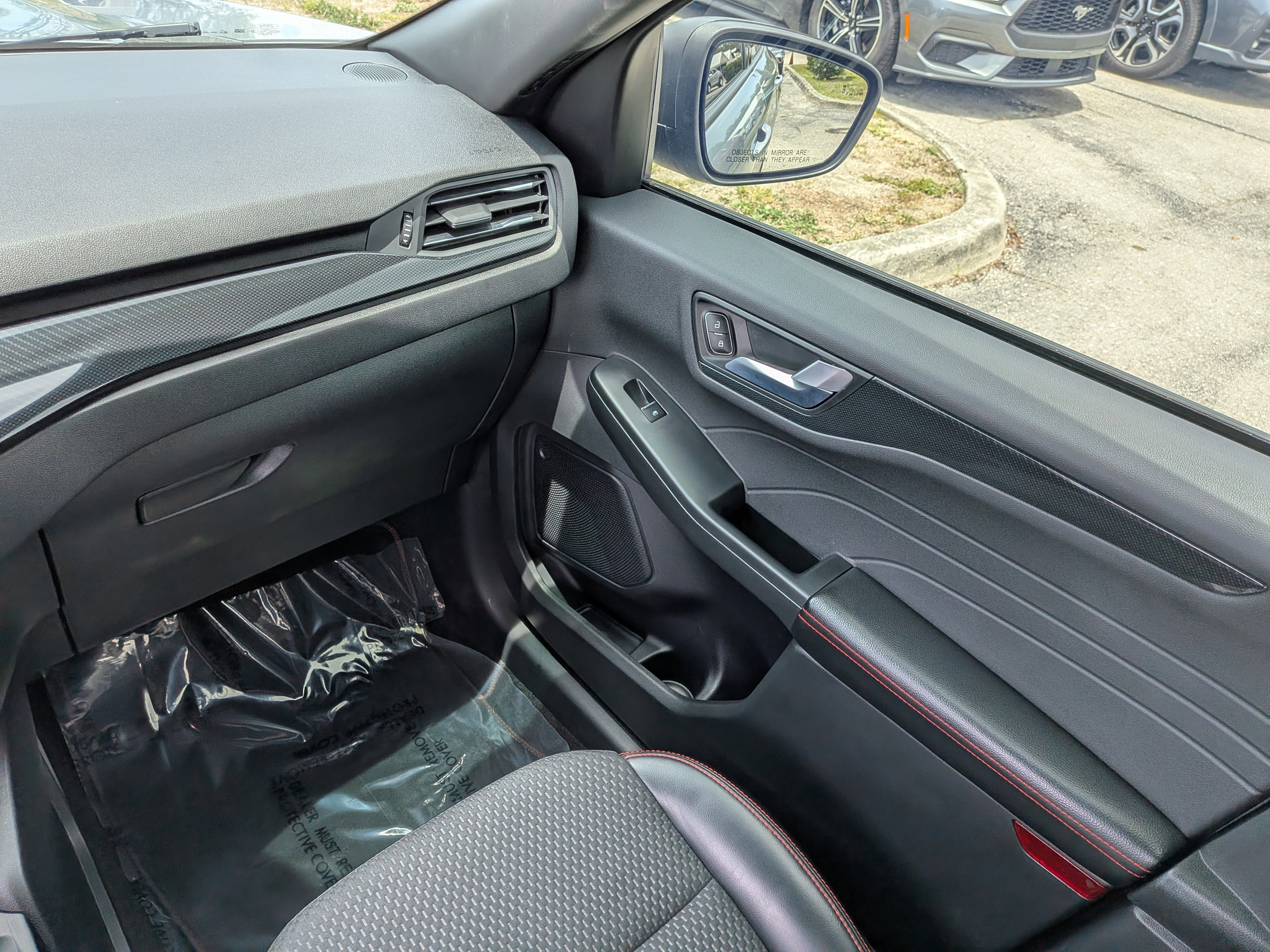 Used 2023 Ford Escape ST-Line w/ Tech Pack #1 FWD image 19