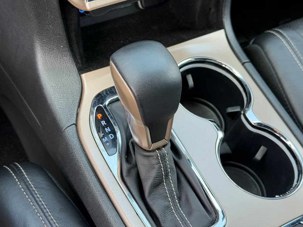 Used 2017 Jeep Grand Cherokee Limited w/ Luxury Group II AWD/4WD image 33