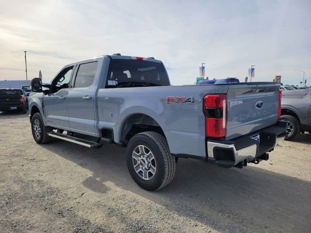 New 2026 Ford F250 Lariat w/ FX4 Off-Road Package image 3