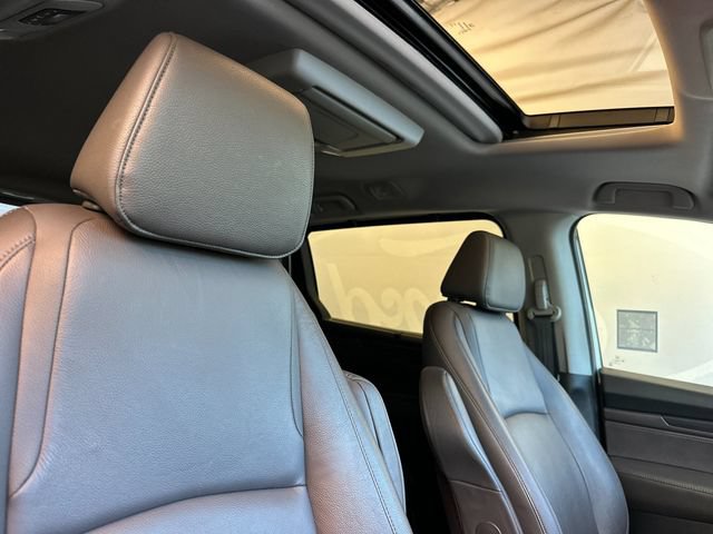 Used 2018 Honda Odyssey EX-L image 18