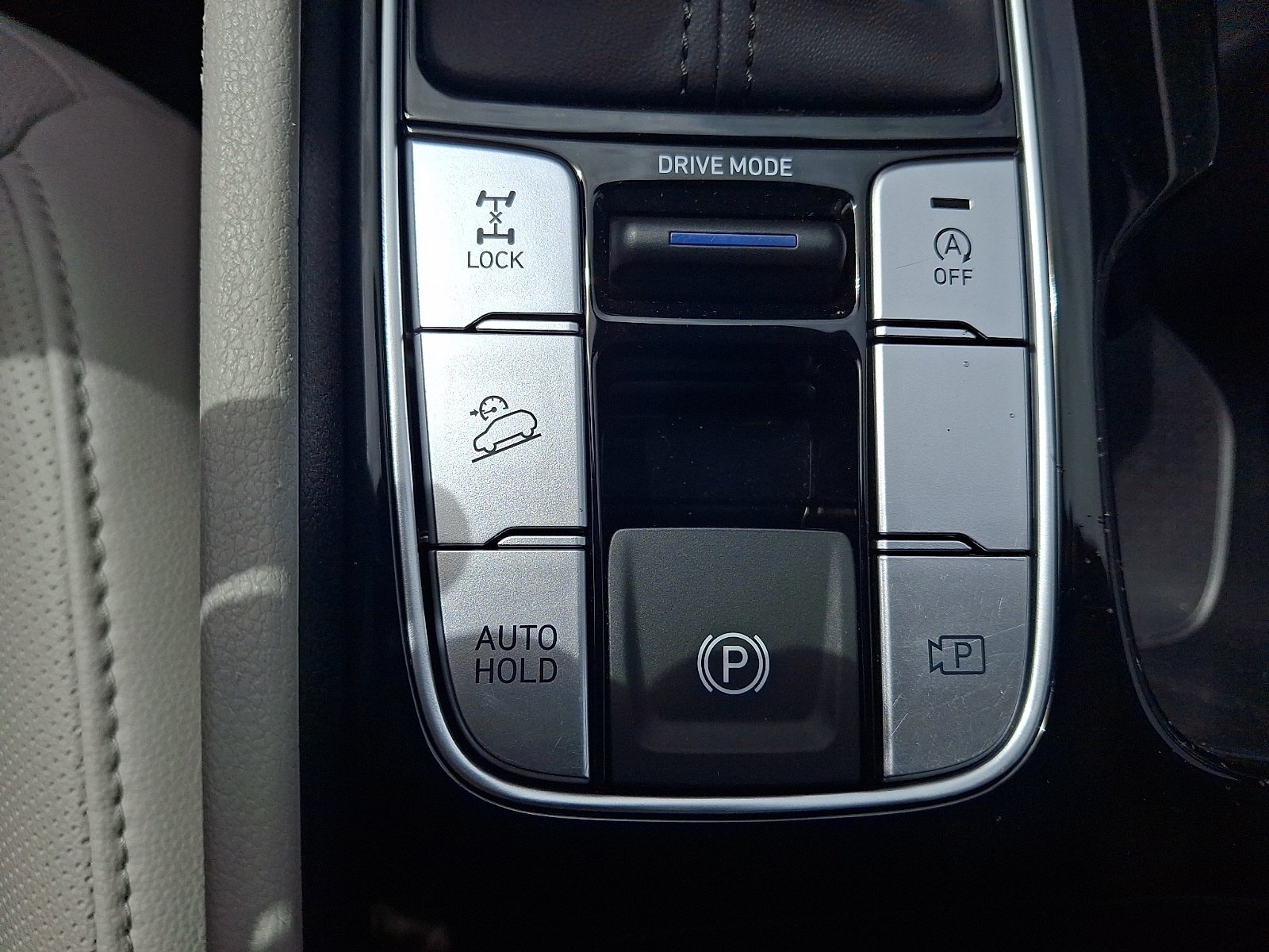 Certified 2025 Hyundai Tucson SEL AWD/4WD image 24