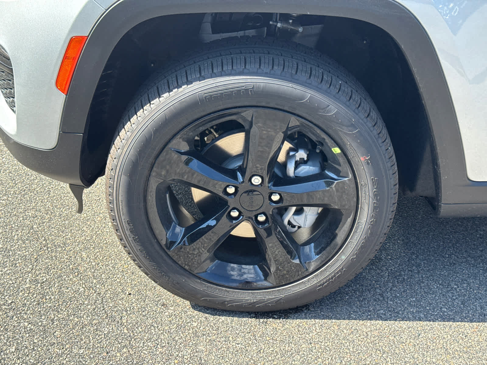 New 2025 Jeep Grand Cherokee Limited w/ Black Appearance Package image 10