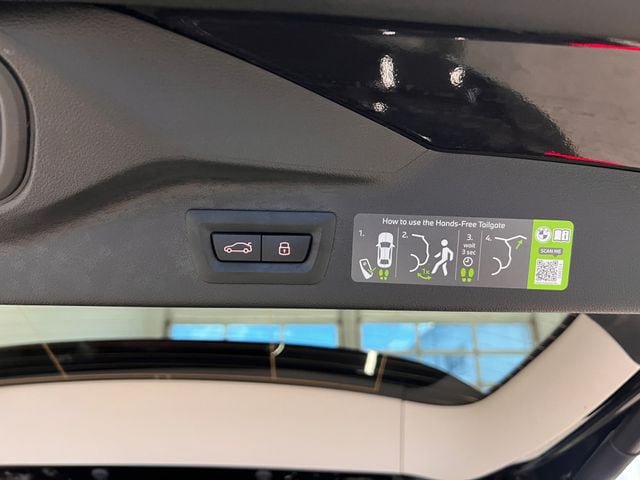 Used 2026 BMW X7 xDrive40i AWD/4WD image 11