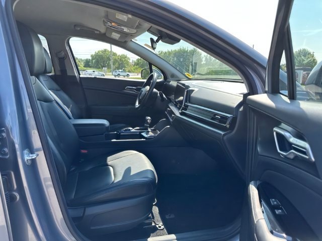 Used 2024 Kia Sportage EX AWD/4WD image 25