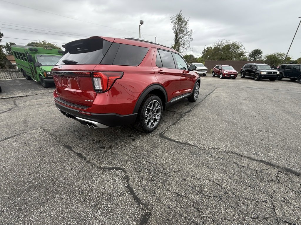 New 2025 Ford Explorer Platinum image 6