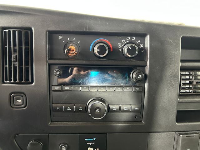 Used 2019 Chevrolet Express 2500 w/ Driver Convenience Package RWD image 22