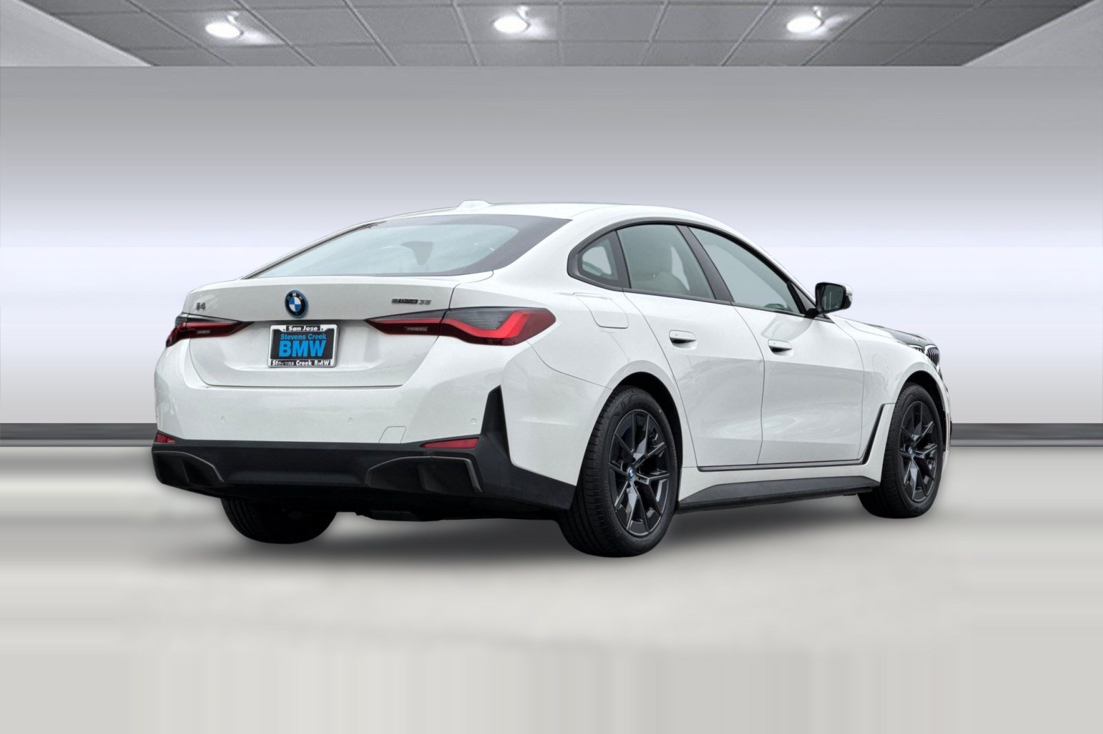 Certified 2023 BMW i4 eDrive35 w/ Premium Package RWD image 9