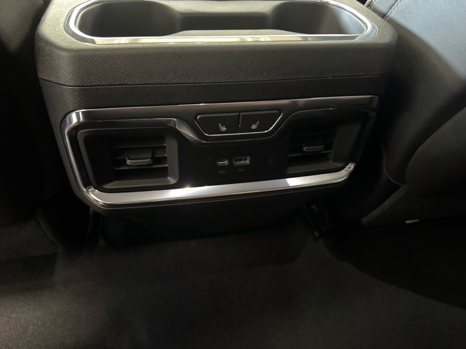 Used 2023 GMC Sierra 1500 Denali Ultimate image 14