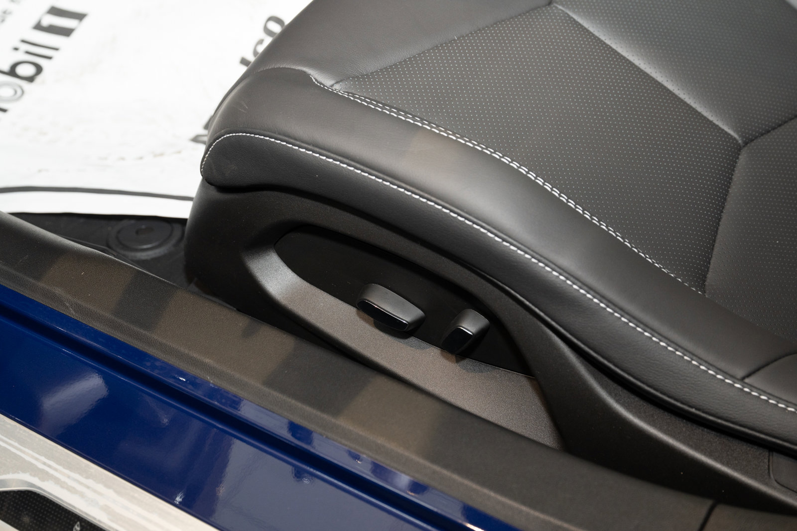 New 2026 Chevrolet Corvette Stingray Coupe w/ Z51 Performance Package image 25