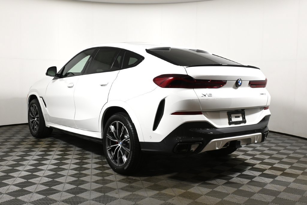 New 2027 BMW X6 xDrive40i w/ Climate Comfort Package AWD/4WD image 5