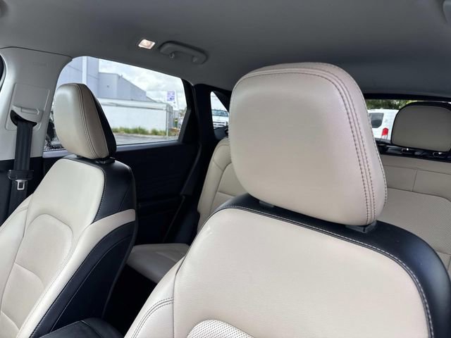 Certified 2021 Ford Escape Titanium image 23