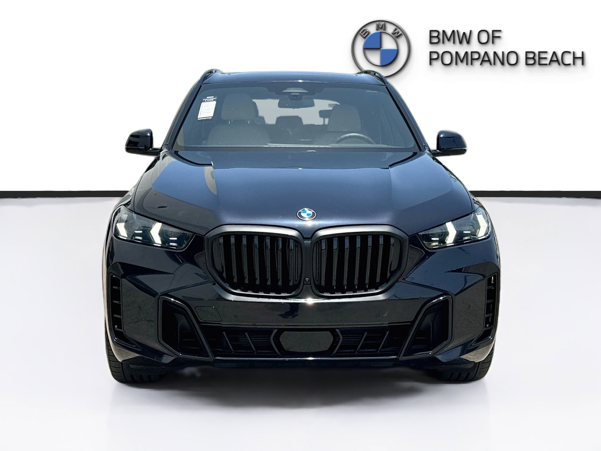 Used 2026 BMW X5 sDrive40i w/ M Sport Package RWD image 2