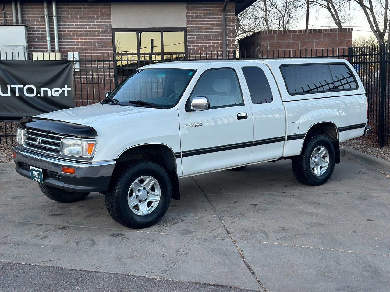 Used 1998 Toyota T100 SR5 image 10