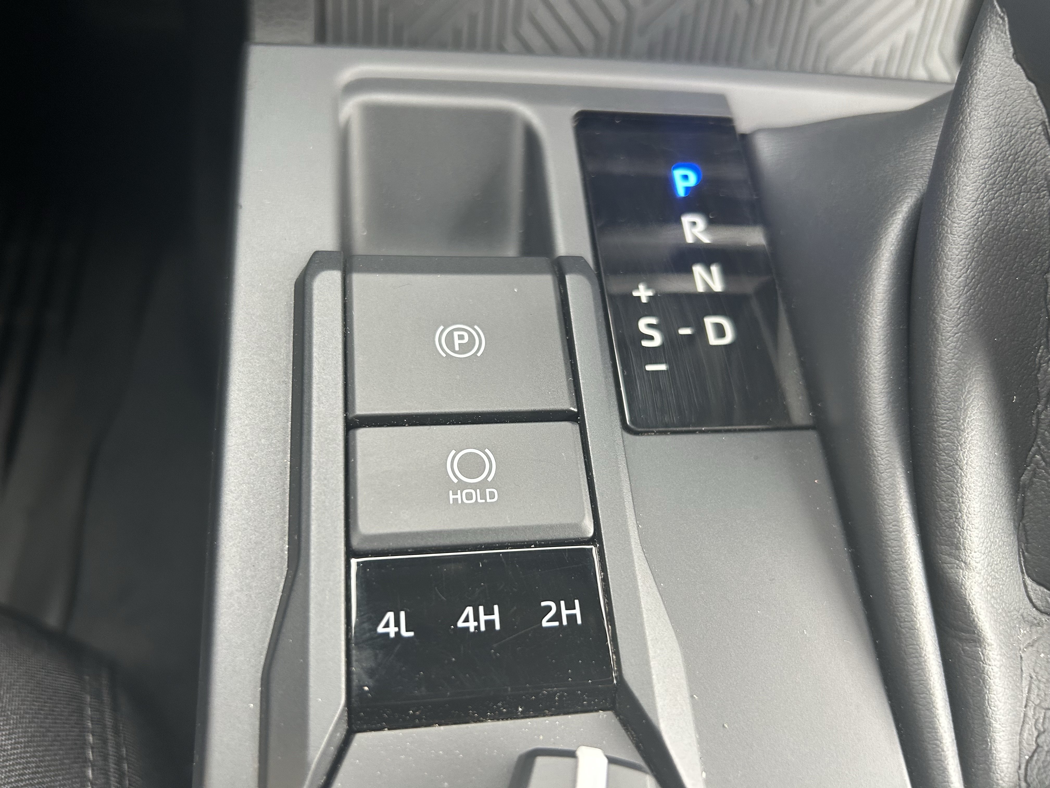 Certified 2025 Toyota Tacoma SR AWD/4WD image 30
