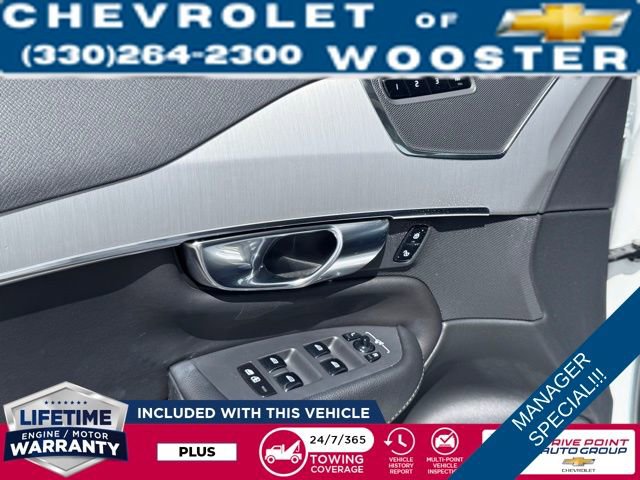 Used 2022 Volvo XC90 T5 Momentum image 11
